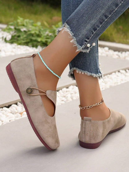 حذاء نسائي عصري مريح