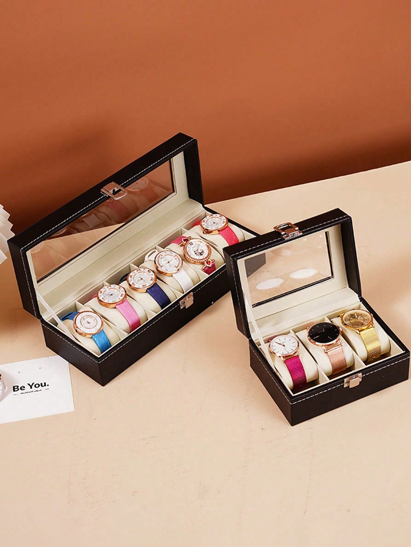 صندوق ساعة من جلد البولي