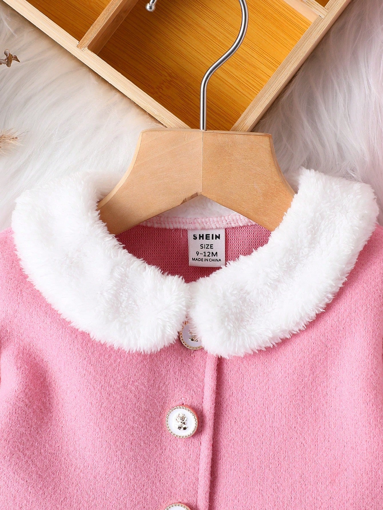 بيبي جيرل ذات إيفرست، وردي