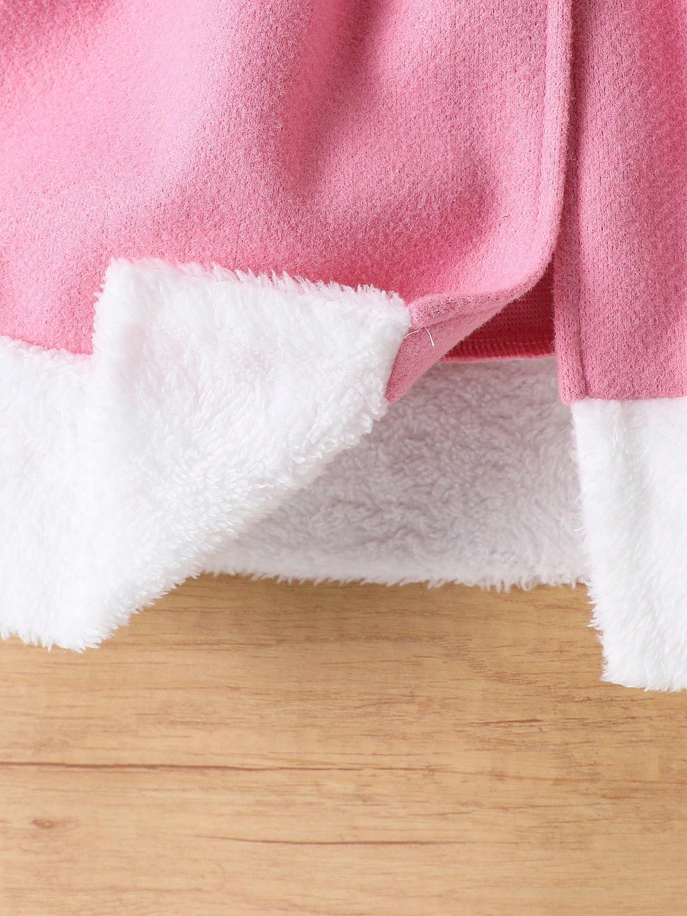 بيبي جيرل ذات إيفرست، وردي