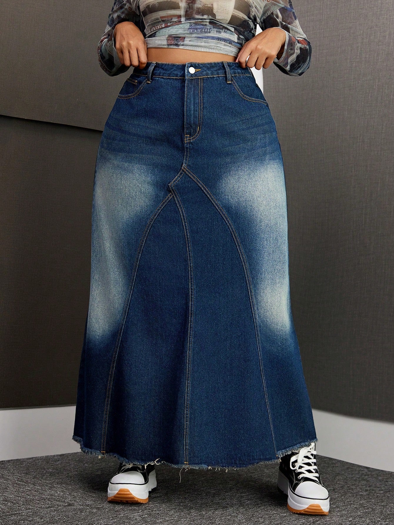 تنورة جينز طولية باكساس مقسومة عدم الامتداد للمرأة