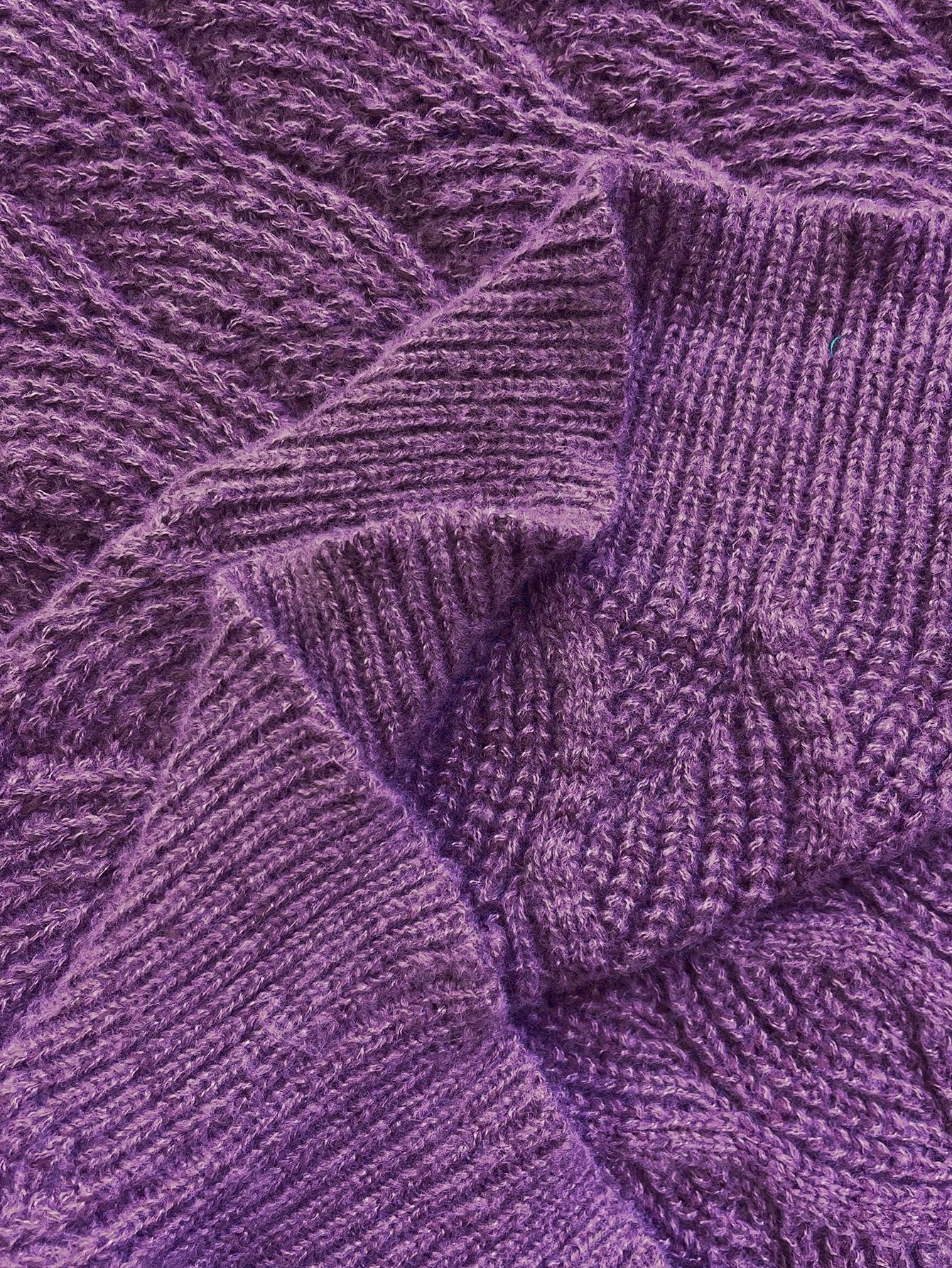 فستان منفوش نسائي بلون بنفسجي مطبوع بأزهار كبير الحجم