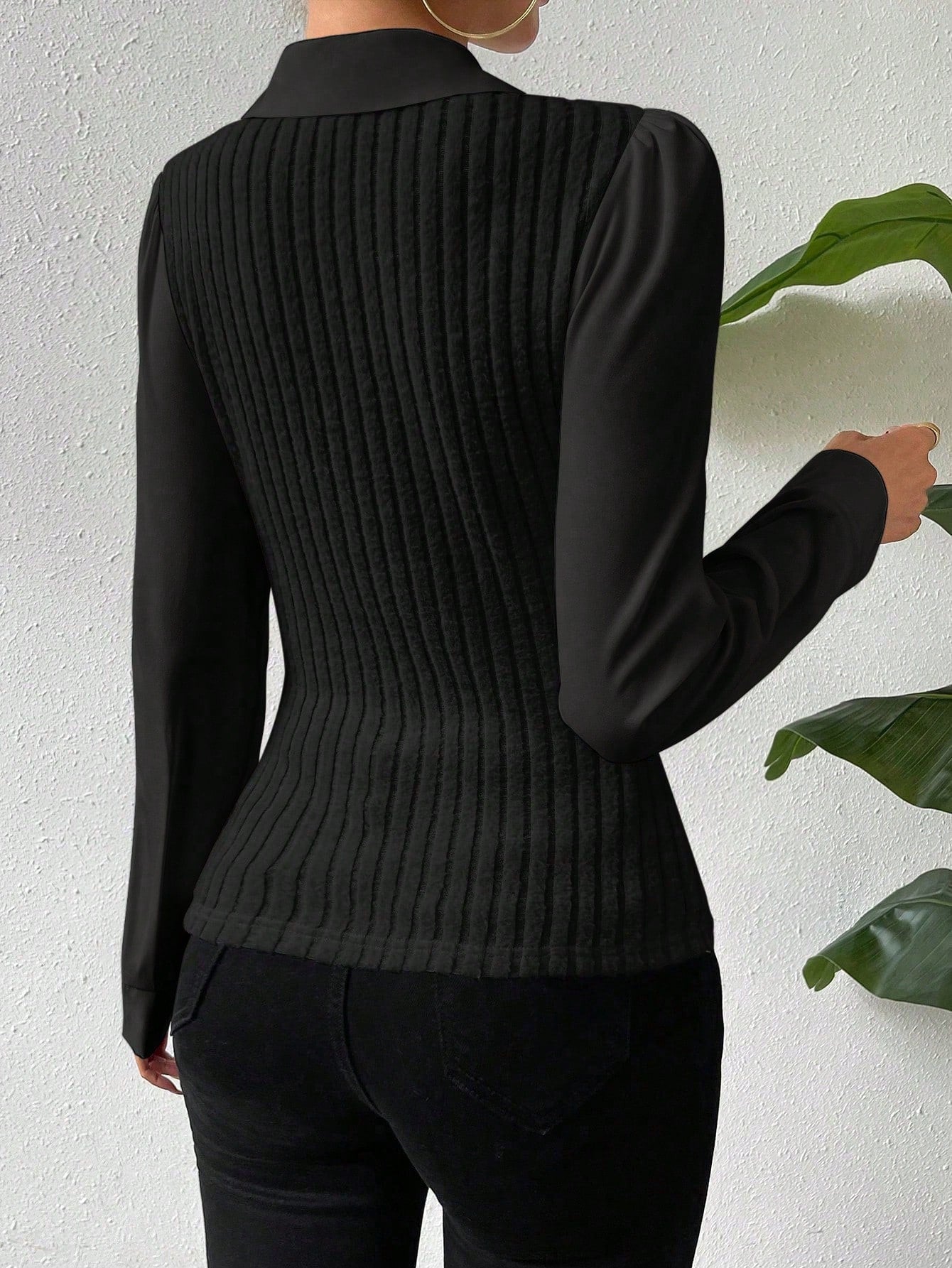 قميص محبوك بنموذج ملائم،طويل الأكمام