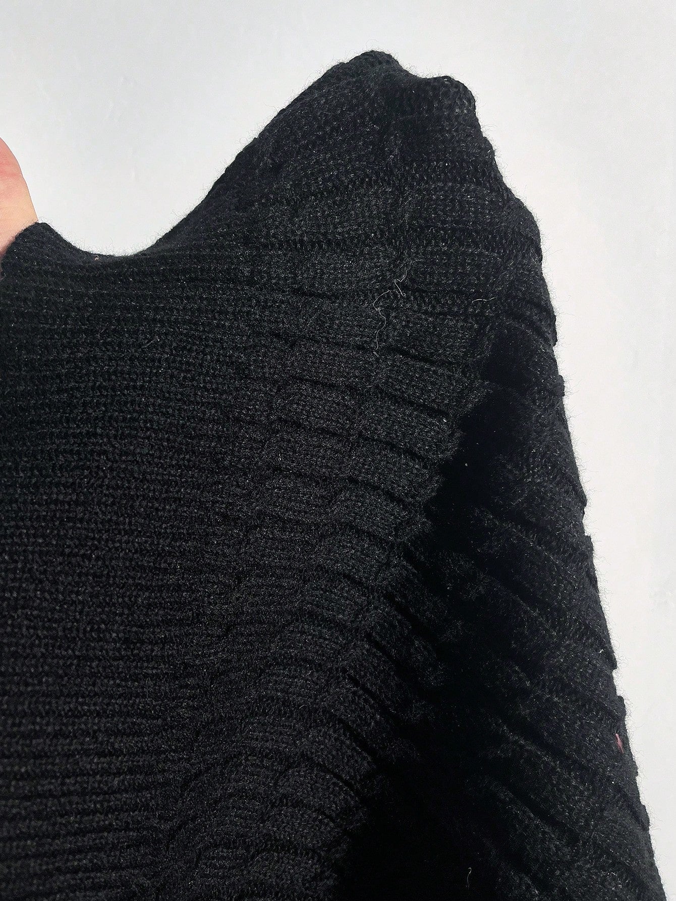 مجموعة كارديجان وتنورة فضفاضة ذات كتف منخفض بلون أحادي