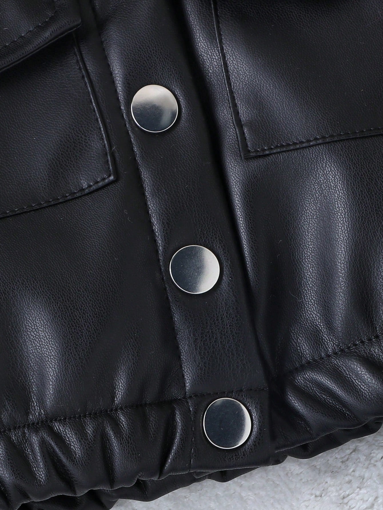 أطقم للأطفال البنات