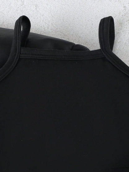 أطقم للأطفال البنات