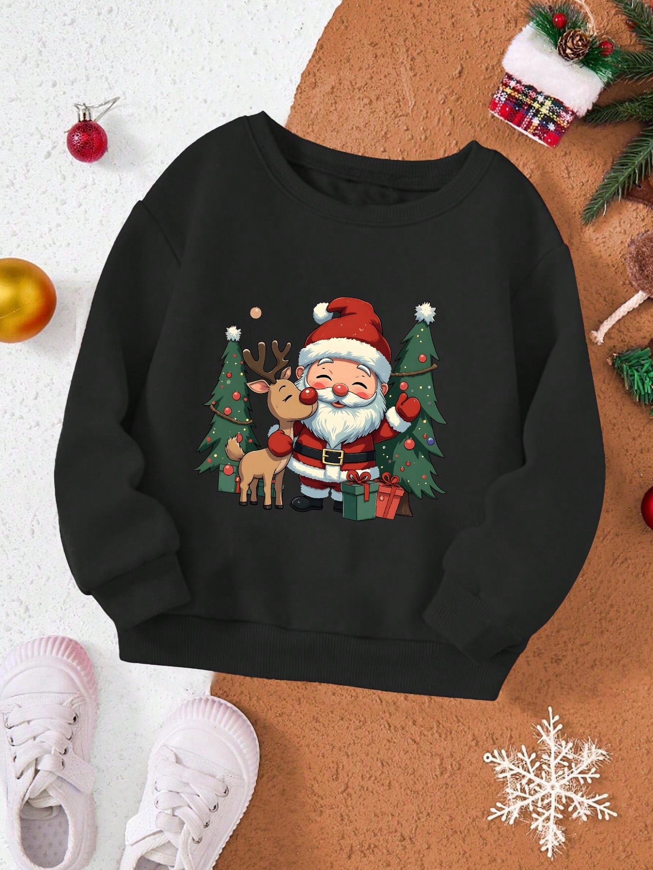 بلوزة بياقة طاقم مريحة للأولاد، بطباعة مرسومة لسانتا كلوز وغزال حبيب للميلاد