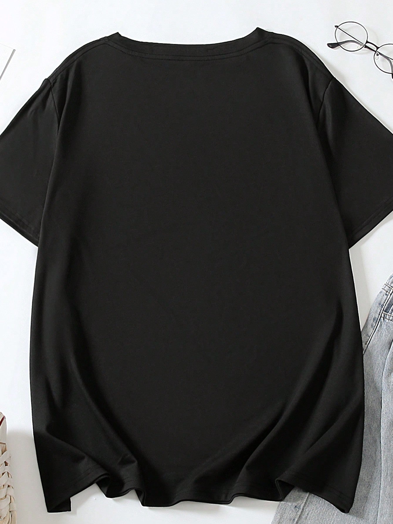 تي شيرت نسائية