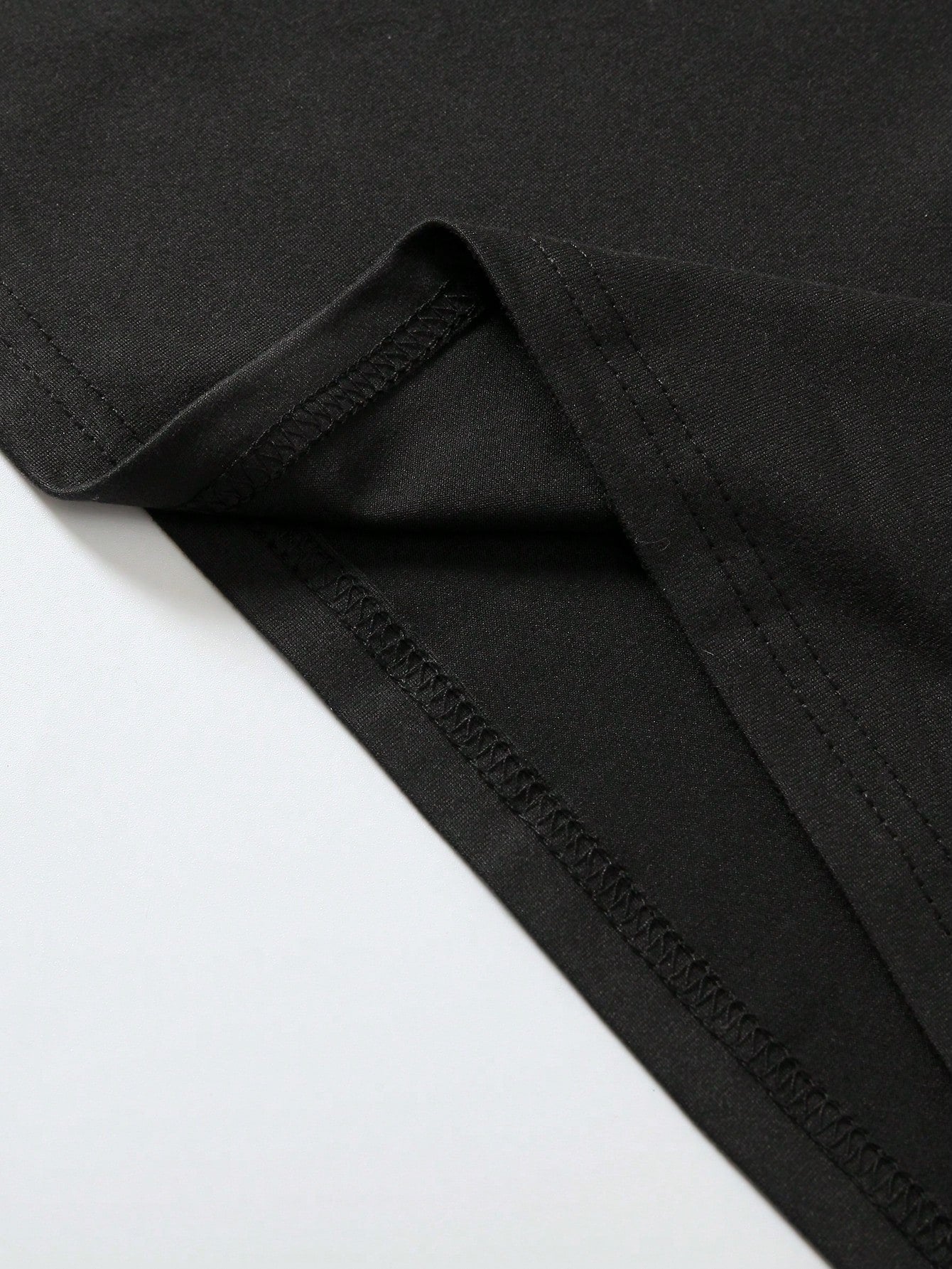 تي شيرت نسائية