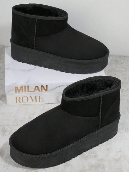 أحذية شتوية نسائية