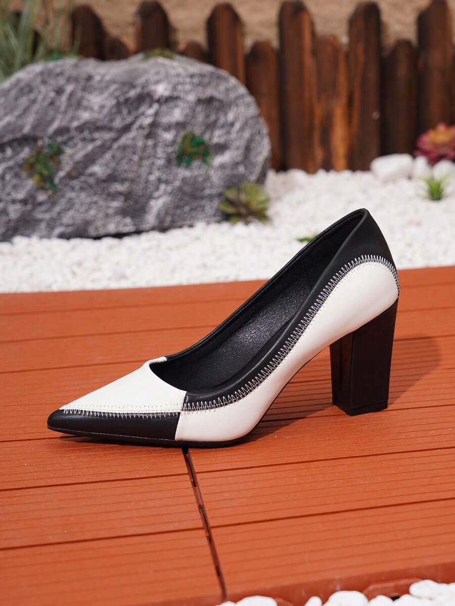 أحذية نسائية ذات كعب عالي