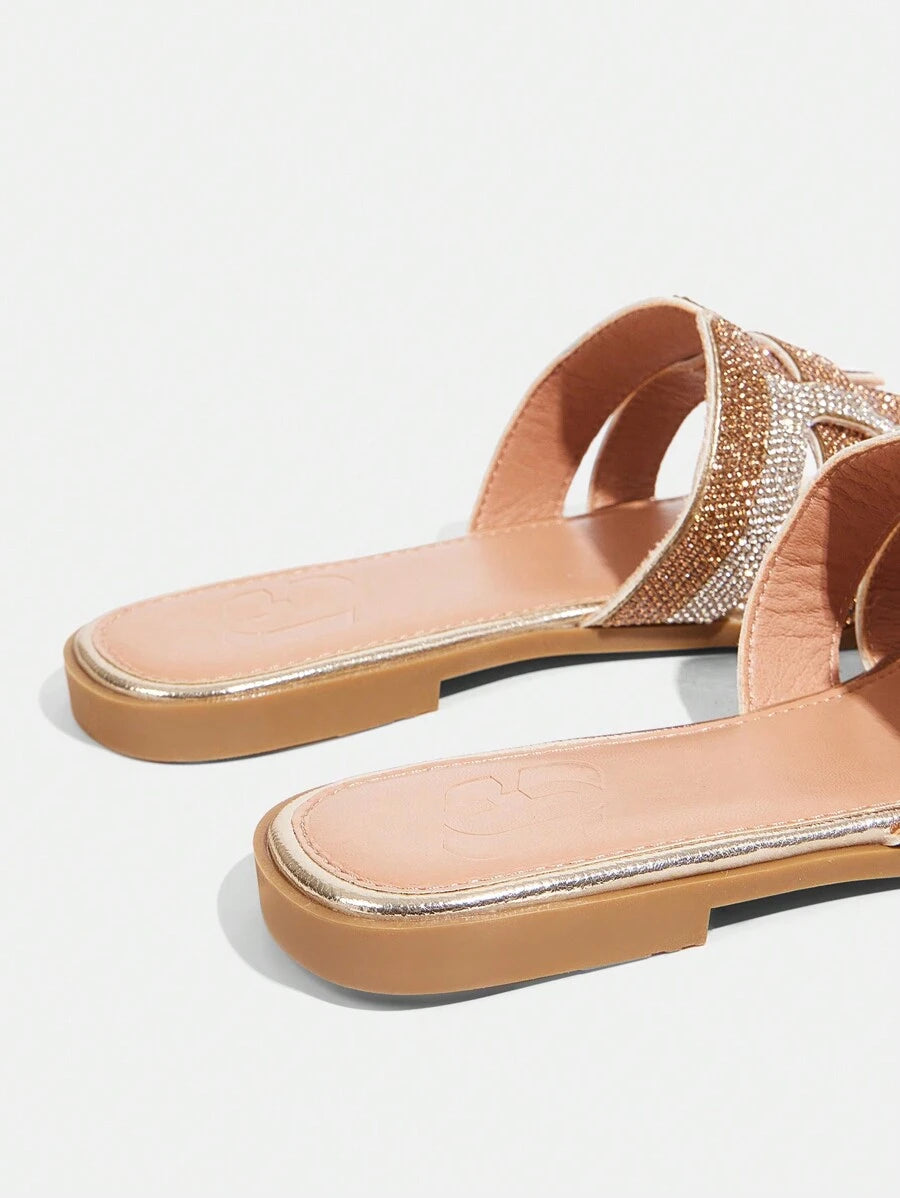 شباشب مزين بحجارة الراين