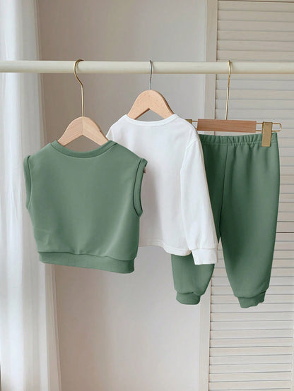 طقم من 3 قطع بطباعة حروف لطفل/ طفلة