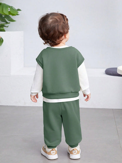 طقم من 3 قطع بطباعة حروف لطفل/ طفلة