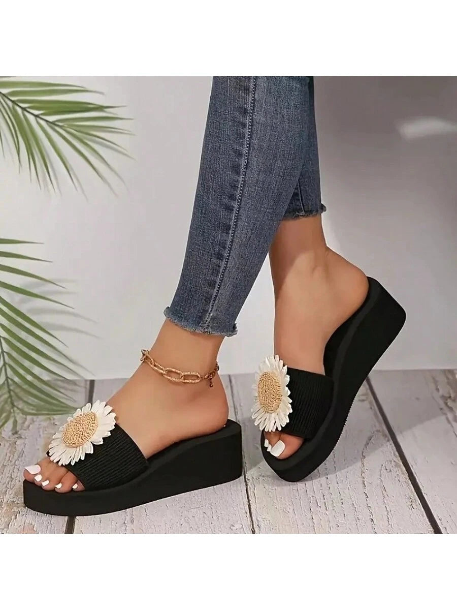 صنادل نسائية