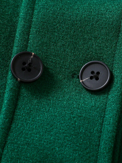 جاكيت بسيط للفتاة بأكمام طويلة وأزرار أمامية ومزين بفيونكة