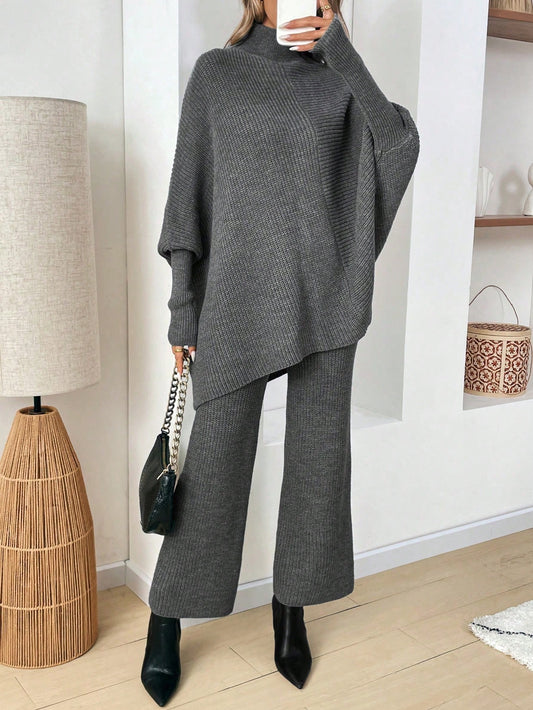 طقم كنزة صوفية واسعة بياقة رقبة صغيرة وبنطال قطعتين للنساء