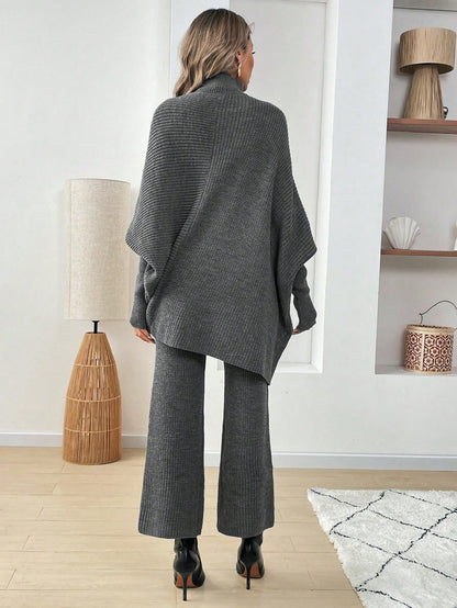 طقم كنزة صوفية واسعة بياقة رقبة صغيرة وبنطال قطعتين للنساء