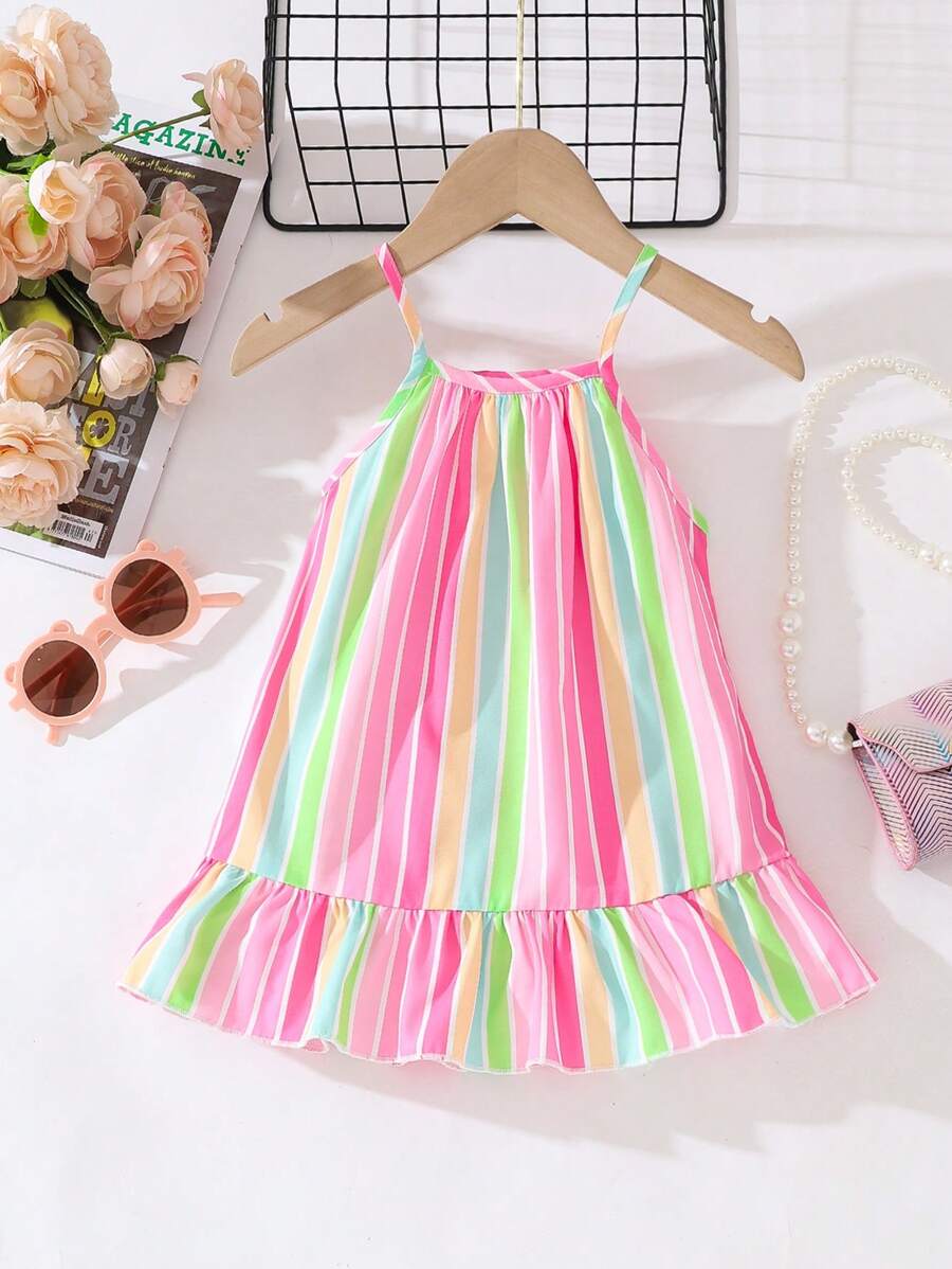 فساتين طفلة صغيرة