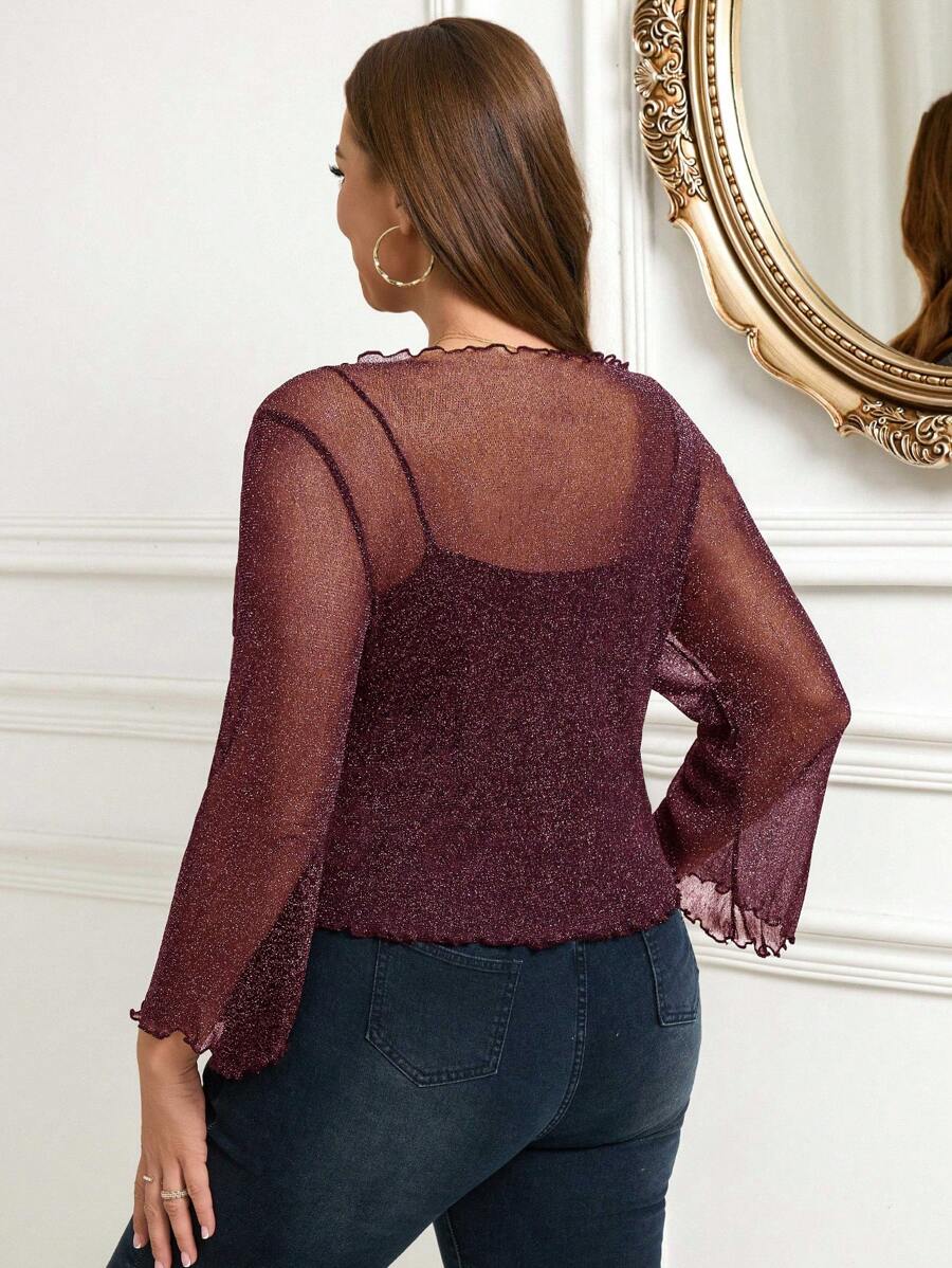 ملابس علوية مقاس كبير