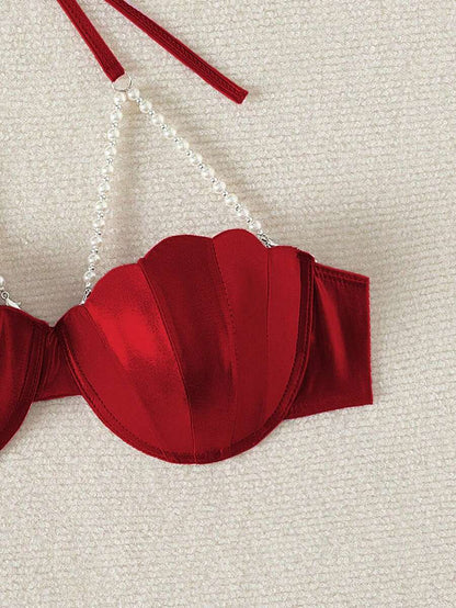 بكيني بحمالات