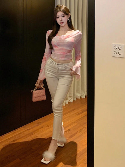 بلوزة طويلة الأكمام مطبوعة بطبعة زهرية