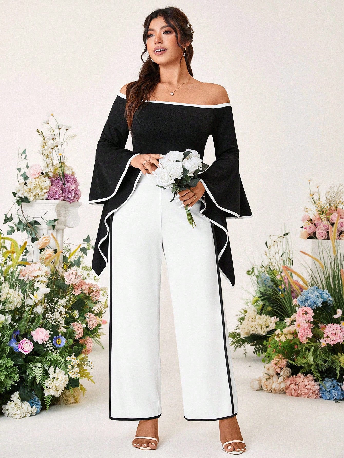 اطقم نسائية منسقة قطعتين