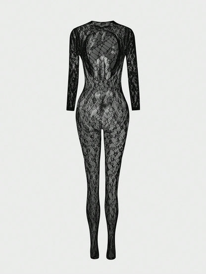 ملابس داخلية وأزياء مثيرة بمقاسات كبيرة