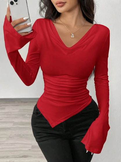 بلوزة نسائية