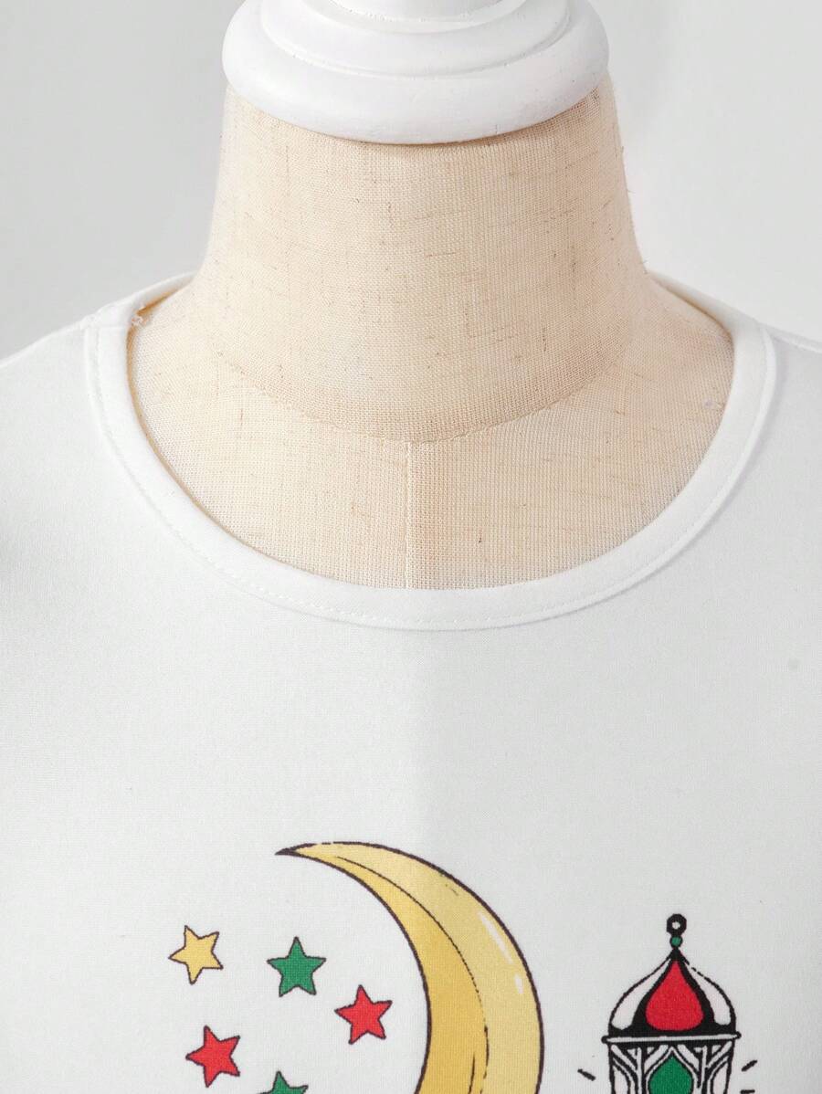 طقم تي شيرت كم قصير وتنورة قصيرة للفتاة بتصميم بسيط،