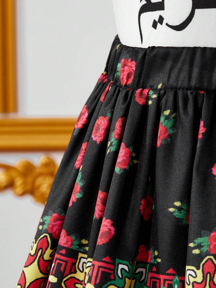 طقم تي شيرت كم قصير وتنورة قصيرة للفتاة بتصميم بسيط،