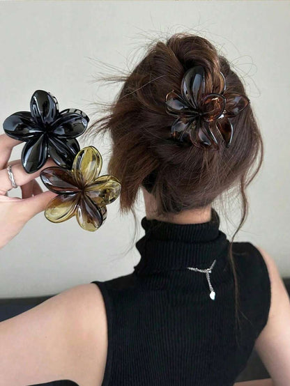 مخلب تصفيفة شعر للنساء بتصميم وردة ولؤلؤة