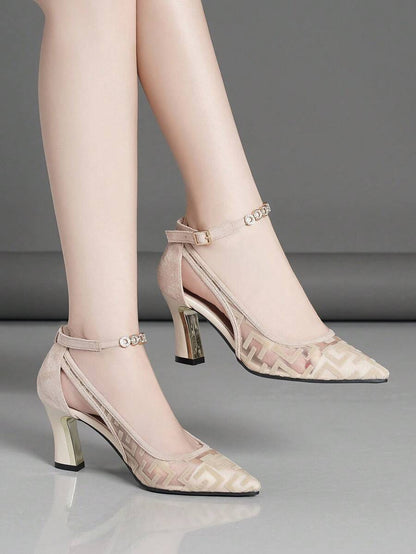 أحذية نسائية