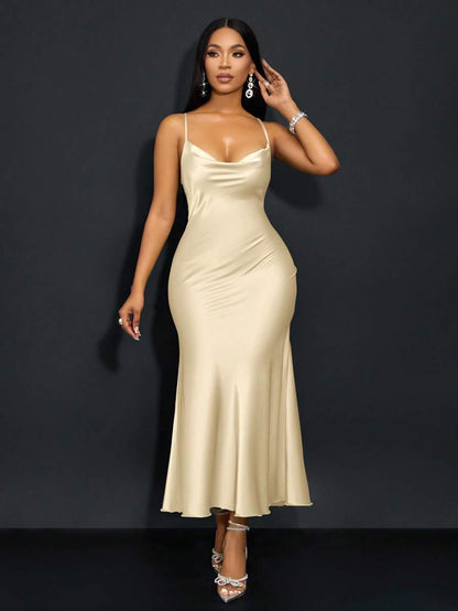 فستان حفلة أنيق وجذاب بحمالات رفيعة