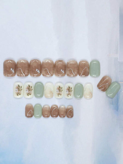 أظافرنسائي