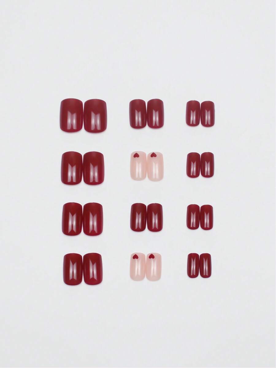 الأظافر الاصطناعية ذات الشكل المربع المتوسط باللون الأحمر
