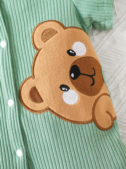 بدلة رومبير للرضع مطرزة برسوم الدب الكرتوني مزودة بقبعة