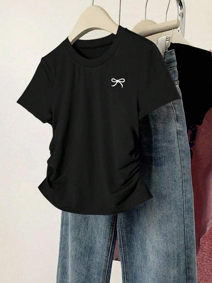 ملابس علوية بناتية