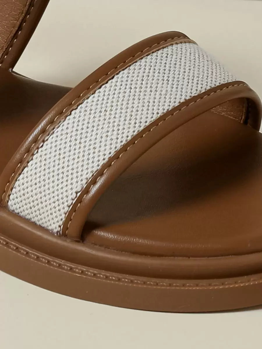 صنادل صيفية جديدة بنعل سميك