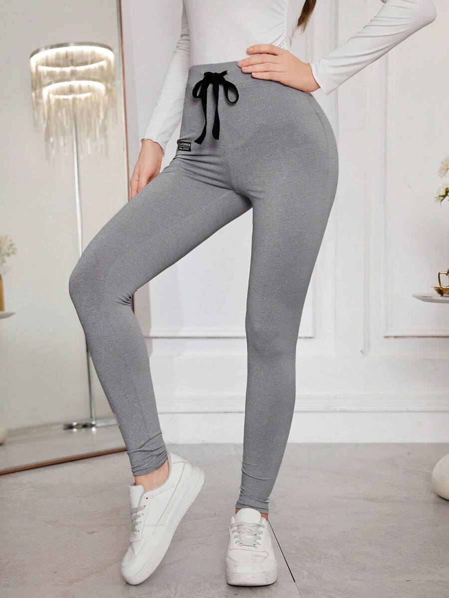 ملابس سفلية نسائية