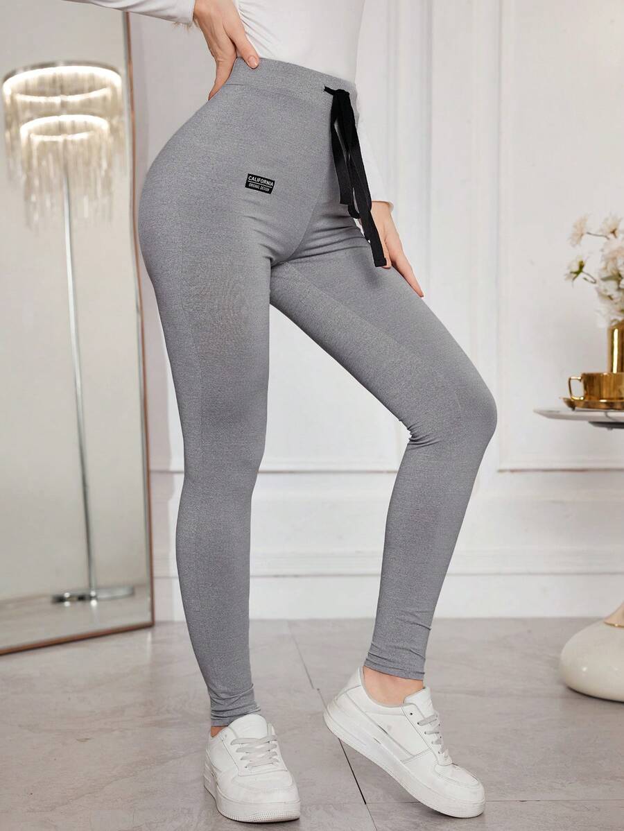 ملابس سفلية نسائية