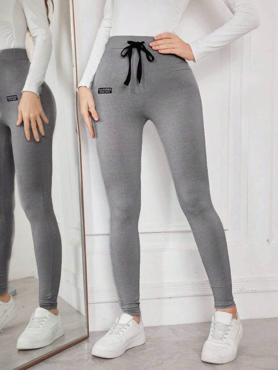 ملابس سفلية نسائية