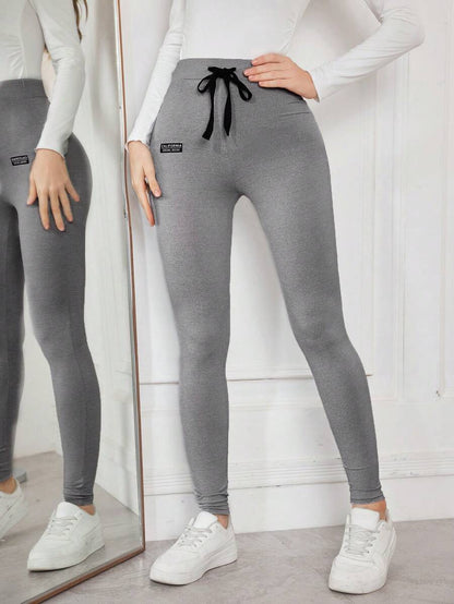 ملابس سفلية نسائية