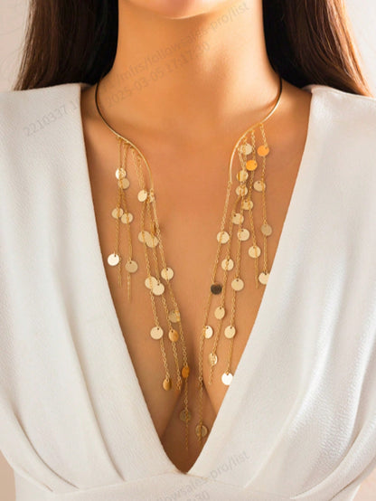 قلادة نسائية