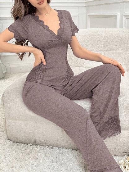 مجموعة بيجاما نسائية