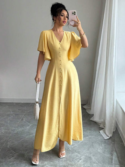 فساتين نسائية