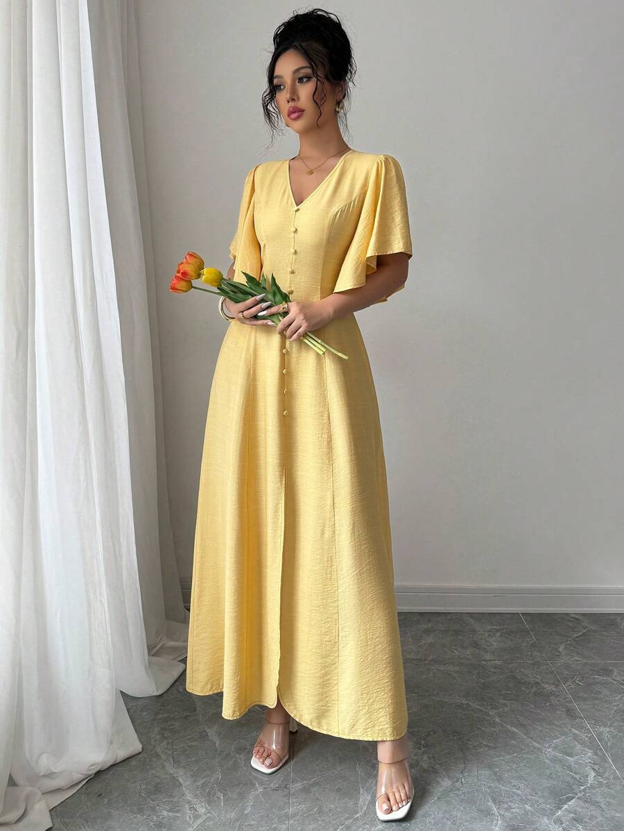 فساتين نسائية