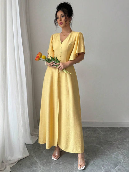 فساتين نسائية