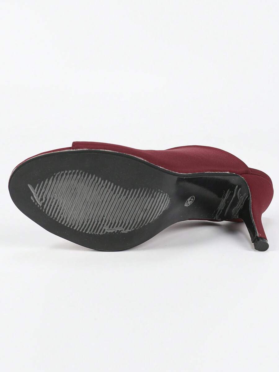 صنادل نسائية