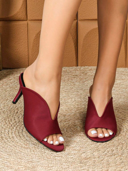 صنادل نسائية